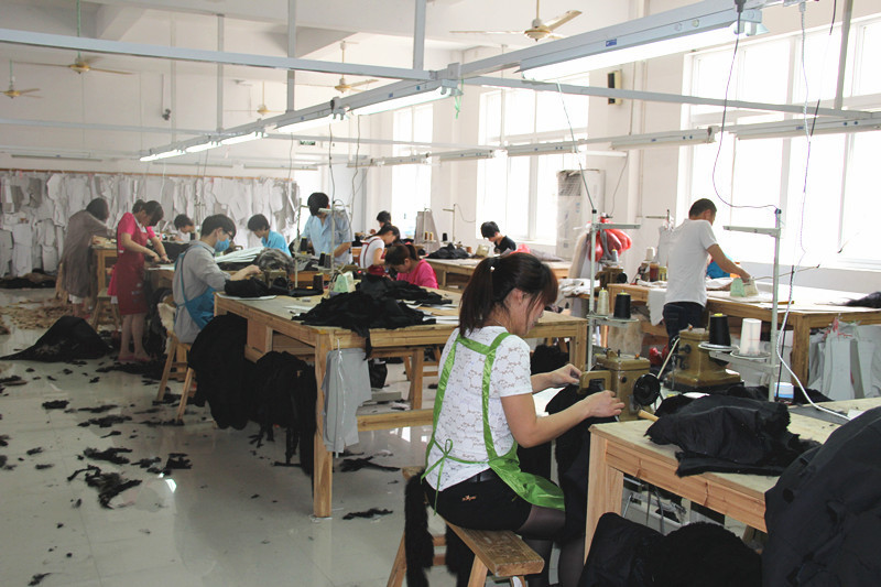 廠(chǎng)家直銷(xiāo)獺兔拼皮七分袖基本款 女裝皮草 私人高級(jí)定制冬季皮草女 -