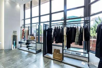 這所中國大學(xué)開設(shè)服裝專賣店，實踐育人培養(yǎng)零售與批發(fā)人才